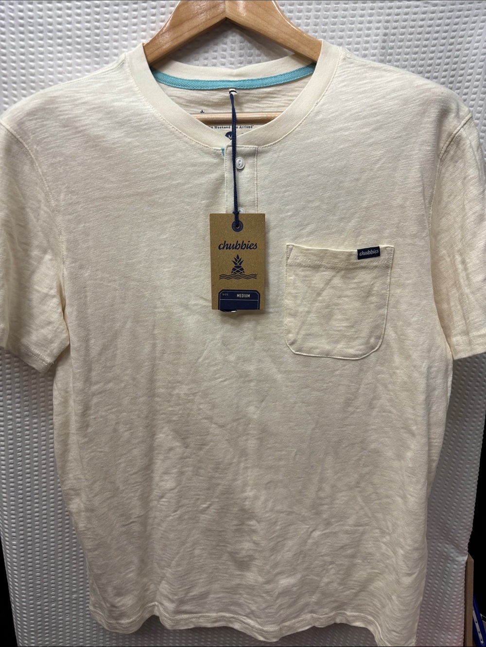 chubbies Cream Short-Sleeve Pocket Henley Tee